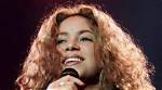 What Did the Singer Do to Her Face? ·