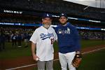Who Are Max Muncy Parents