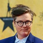 Who Is Kay Gadsby? Comedian Age and Wiki: Meet Her Mother Hannah Gadsby