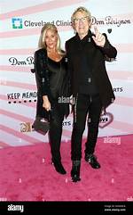 Who Is Lisa Cronin? Everything to Know About Kevin Cronin Wife ·
