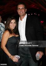 Who Is Vinny Testaverde Wife? Explore His Instagram ·
