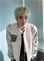 Yangyang (Wayv) Height, Weight, Age, Family, Biography, Facts